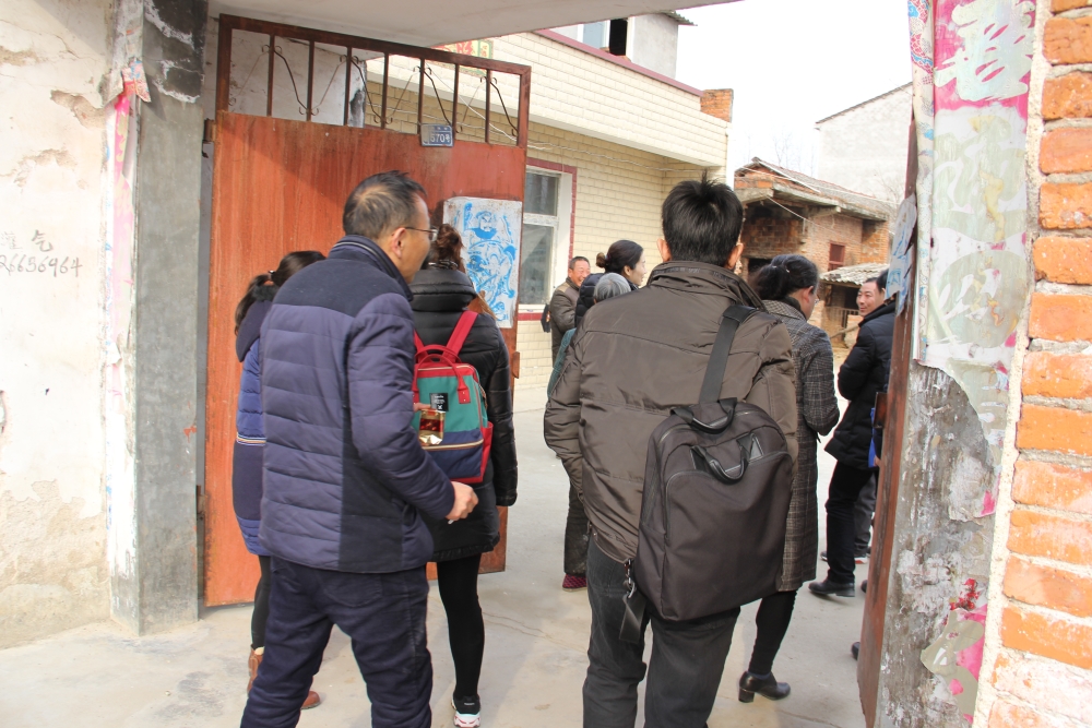 省市總工會領(lǐng)導(dǎo)及同事來我司走基層、送溫暖 扶貧幫困暖人